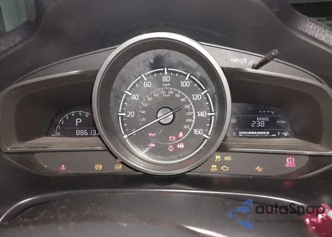 2018 Mazda Mazda3 Sport z USA, uszkodzony, nr VIN 3MZBN1U73JM227623